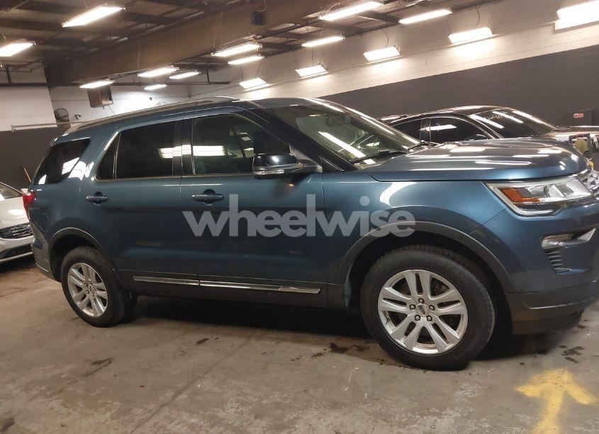 Photo 13 of 2018 Ford Explorer XLT (VIN 1FM5K8D81JGA45600)