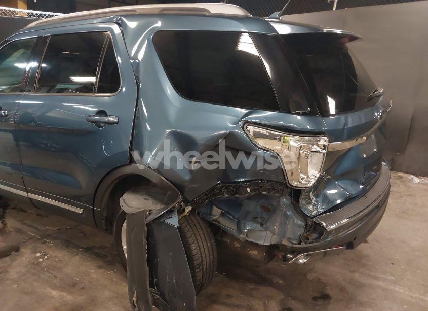 Photo 18 of 2018 Ford Explorer XLT (VIN 1FM5K8D81JGA45600)