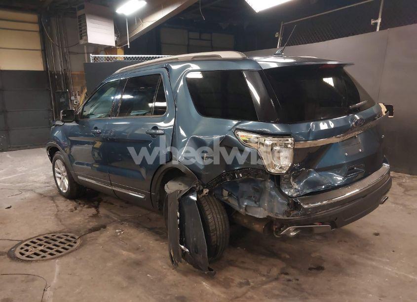 Photo 3 of 2018 Ford Explorer XLT (VIN 1FM5K8D81JGA45600)