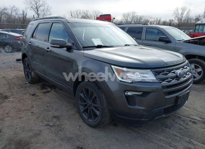 2018 Ford Explorer XLT (VIN 1FM5K8D81JGA66012) main photo