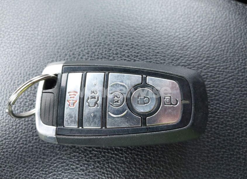 Photo 11 of 2018 Ford Explorer XLT (VIN 1FM5K8D81JGA66012)