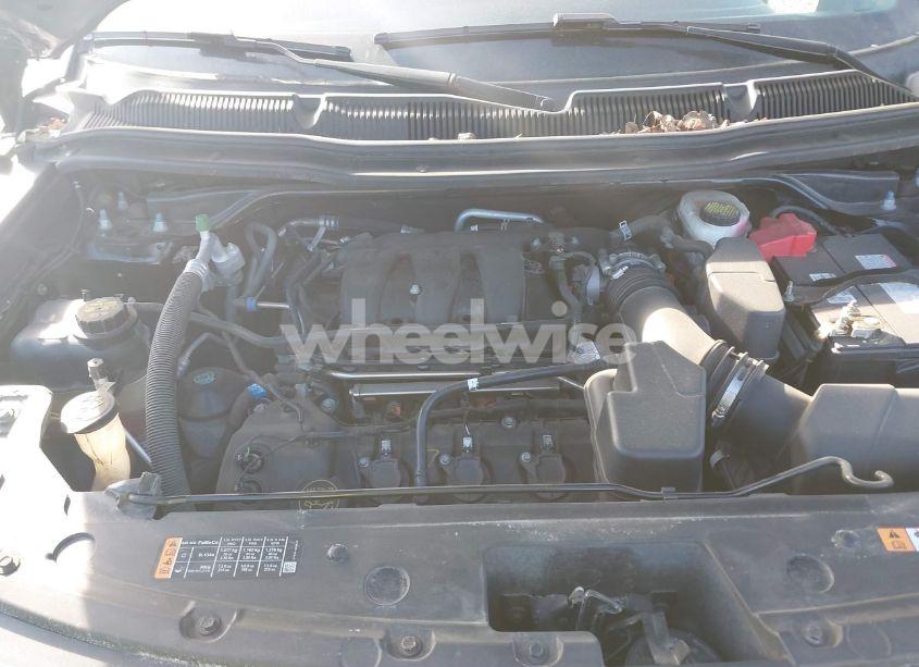 Photo 10 of 2018 Ford Explorer XLT (VIN 1FM5K8D81JGA78595)