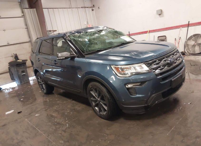 2018 Ford Explorer XLT (VIN 1FM5K8D81JGB08355) main photo