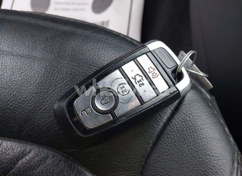 Photo 11 of 2018 Ford Explorer XLT (VIN 1FM5K8D81JGB13247)