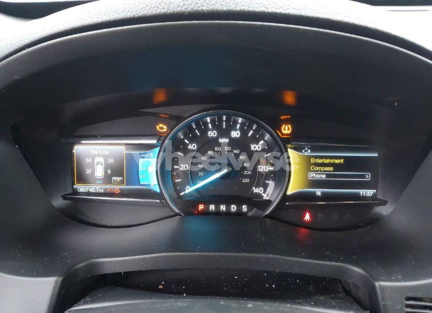 Photo 7 of 2018 Ford Explorer XLT (VIN 1FM5K8D81JGB13247)