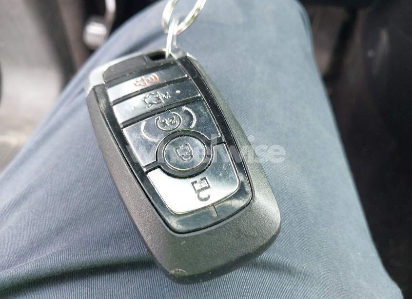 Photo 11 of 2018 Ford Explorer XLT (VIN 1FM5K8D81JGB94119)