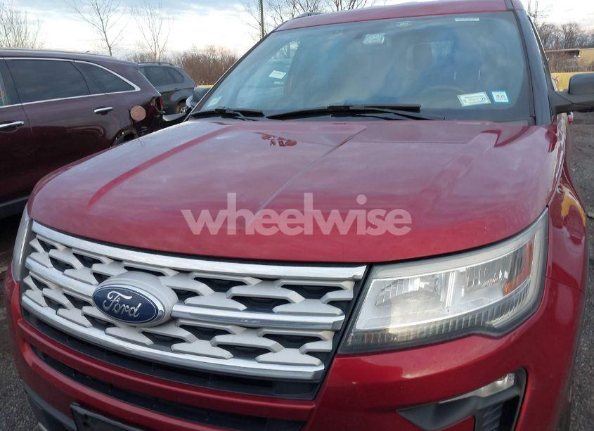 Photo 13 of 2018 Ford Explorer XLT (VIN 1FM5K8D81JGC78750)