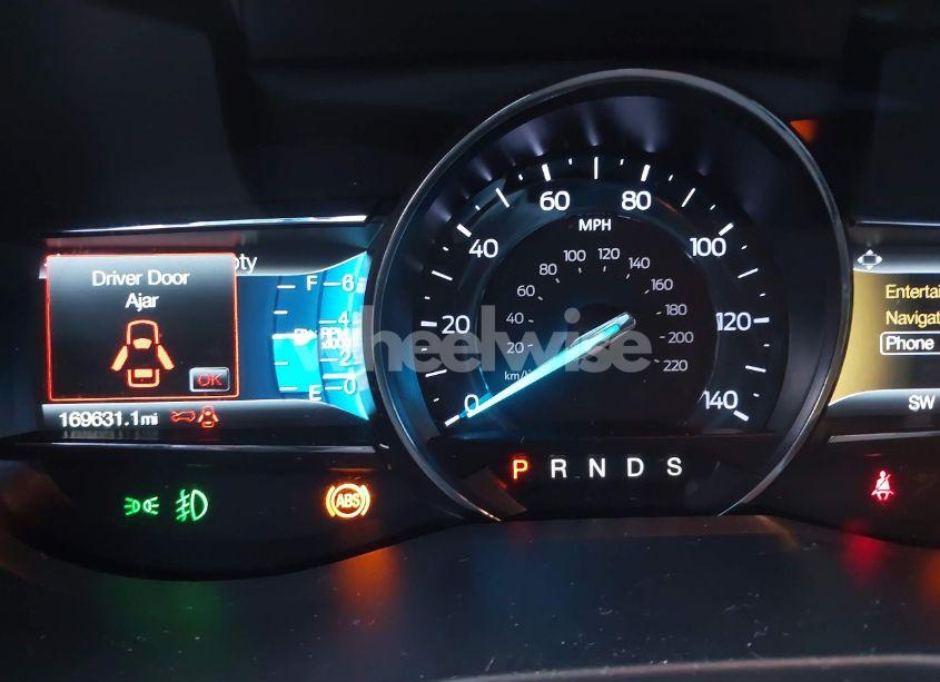 Photo 16 of 2018 Ford Explorer XLT (VIN 1FM5K8D81JGC78750)