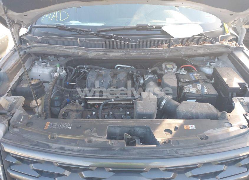 Photo 10 of 2018 Ford Explorer XLT (VIN 1FM5K8D81JGC83382)