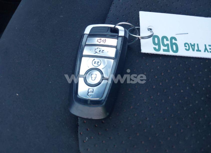 Photo 11 of 2018 Ford Explorer XLT (VIN 1FM5K8D81JGC83382)