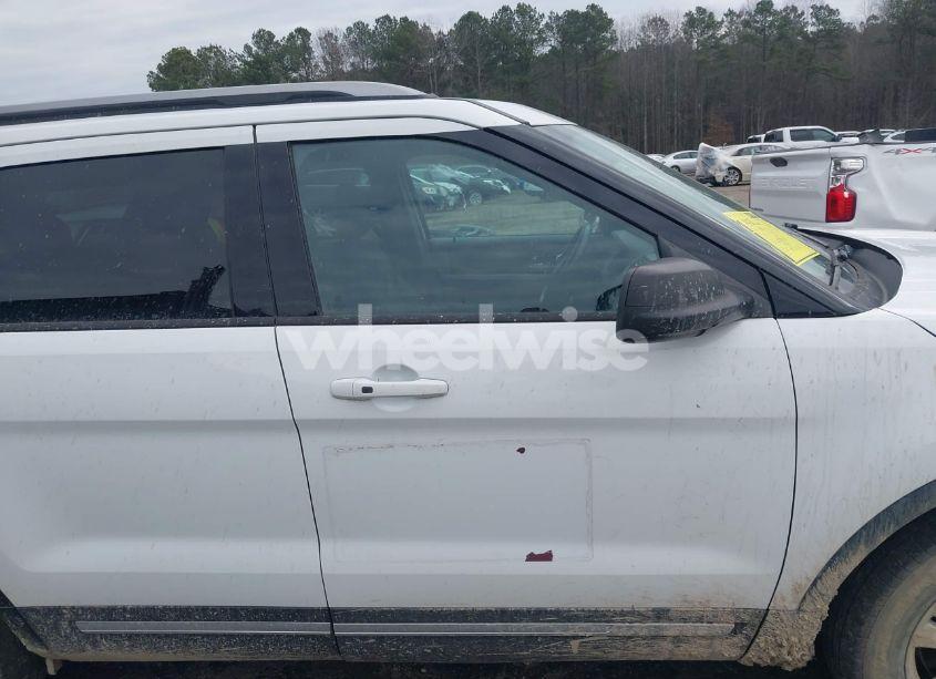 Photo 13 of 2019 Ford Explorer XLT (VIN 1FM5K8D81KGA85113)