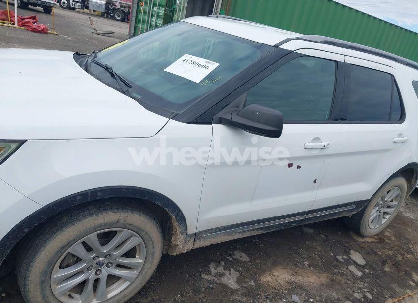 Photo 14 of 2019 Ford Explorer XLT (VIN 1FM5K8D81KGA85113)