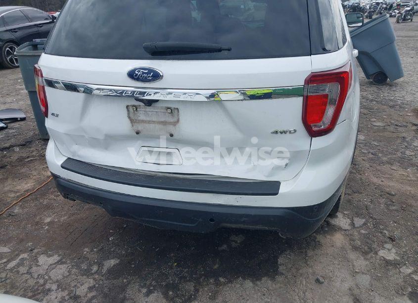 Photo 6 of 2019 Ford Explorer XLT (VIN 1FM5K8D81KGA85113)