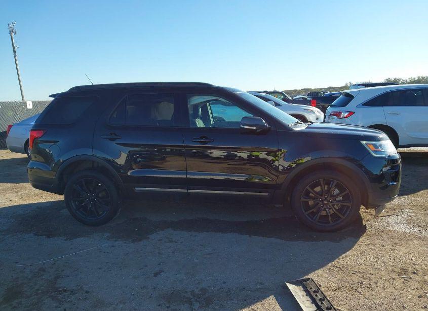 Photo 13 of 2019 Ford Explorer XLT (VIN 1FM5K8D81KGB25173)
