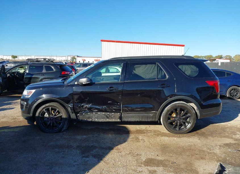 Photo 14 of 2019 Ford Explorer XLT (VIN 1FM5K8D81KGB25173)