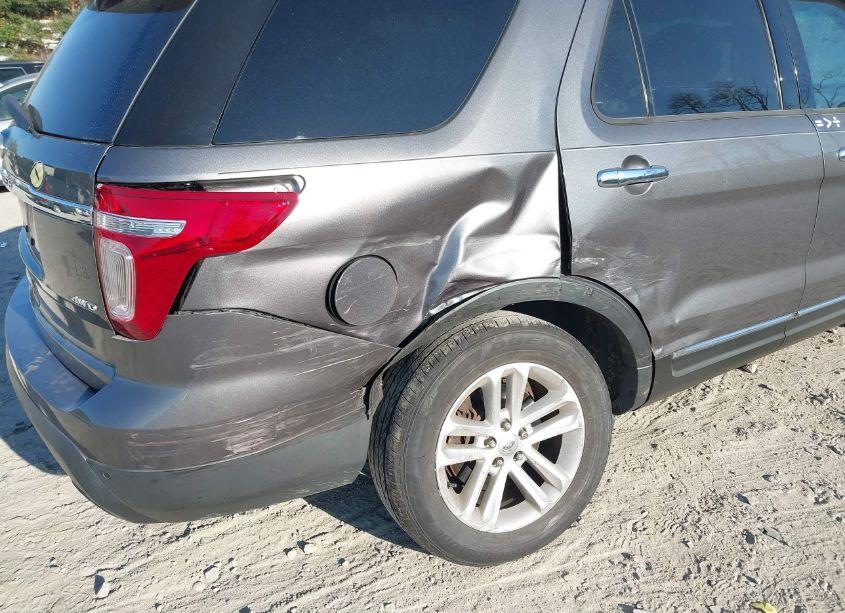 Photo 6 of 2013 Ford Explorer XLT (VIN 1FM5K8D82DGA00749)