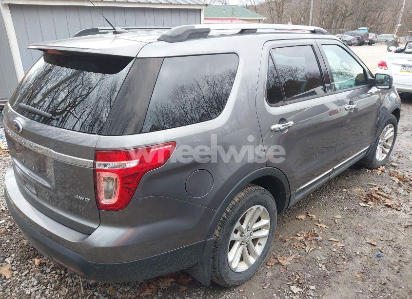 Photo 4 of 2013 Ford Explorer XLT (VIN 1FM5K8D82DGA24923)