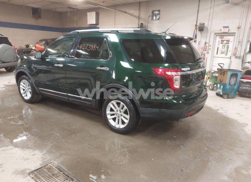 Photo 3 of 2013 Ford Explorer XLT (VIN 1FM5K8D82DGA95569)