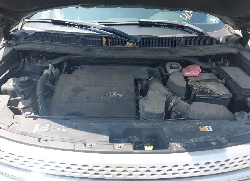 Photo 10 of 2013 Ford Explorer XLT (VIN 1FM5K8D82DGB12998)