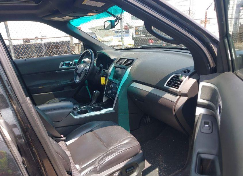 Photo 5 of 2013 Ford Explorer XLT (VIN 1FM5K8D82DGB12998)