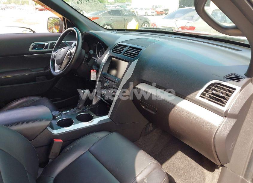 Photo 5 of 2013 Ford Explorer XLT (VIN 1FM5K8D82DGB20681)