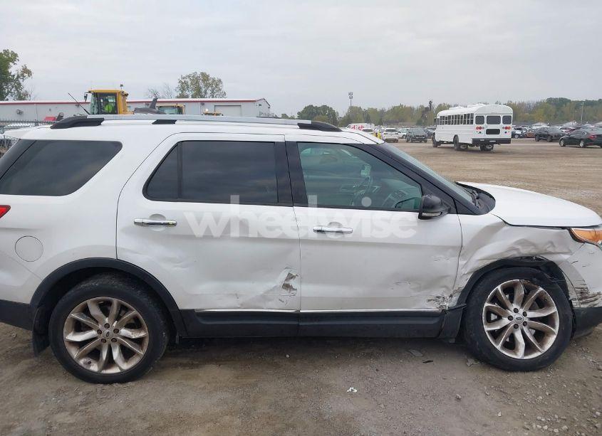 Photo 13 of 2014 Ford Explorer XLT (VIN 1FM5K8D82EGA06861)