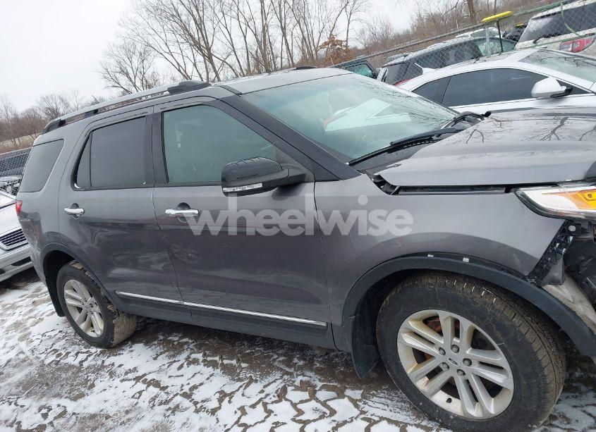 Photo 13 of 2014 Ford Explorer XLT (VIN 1FM5K8D82EGA12224)