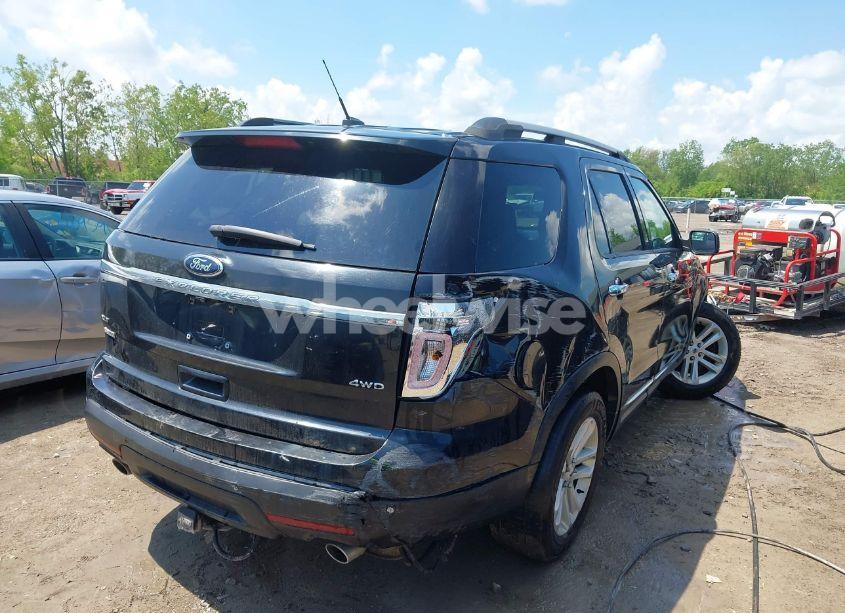 Photo 4 of 2014 Ford Explorer XLT (VIN 1FM5K8D82EGA16631)