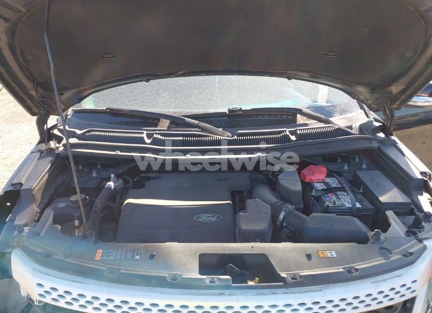 Photo 10 of 2014 Ford Explorer XLT (VIN 1FM5K8D82EGA26480)