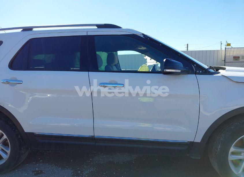 Photo 14 of 2014 Ford Explorer XLT (VIN 1FM5K8D82EGA55610)