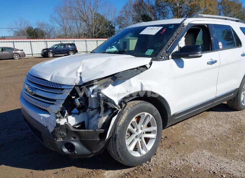 Photo 6 of 2014 Ford Explorer XLT (VIN 1FM5K8D82EGA55610)