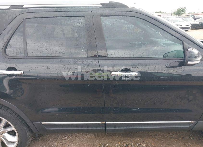 Photo 13 of 2014 Ford Explorer XLT (VIN 1FM5K8D82EGA68485)