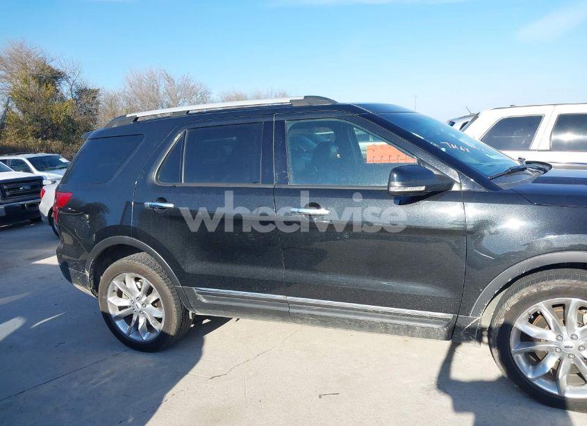 Photo 13 of 2014 Ford Explorer XLT (VIN 1FM5K8D82EGB24408)