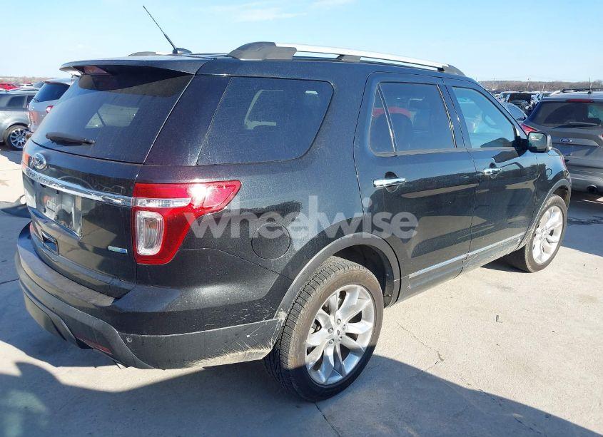 Photo 4 of 2014 Ford Explorer XLT (VIN 1FM5K8D82EGB24408)
