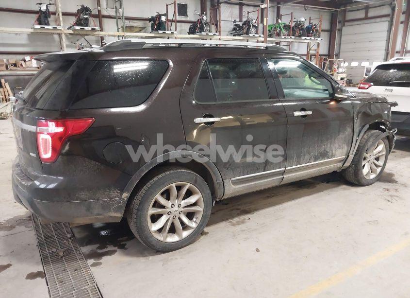 Photo 4 of 2014 Ford Explorer XLT (VIN 1FM5K8D82EGB97472)