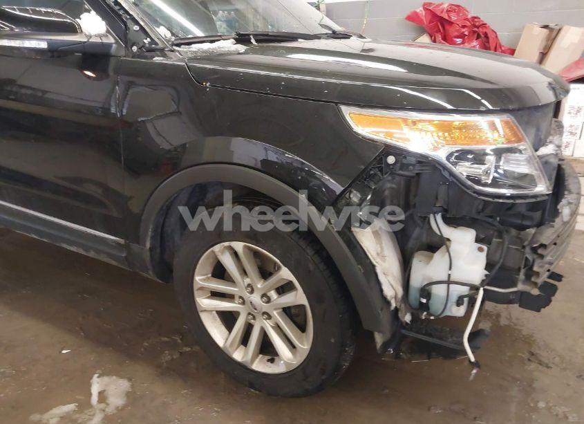 Photo 19 of 2015 Ford Explorer XLT (VIN 1FM5K8D82FGA16985)