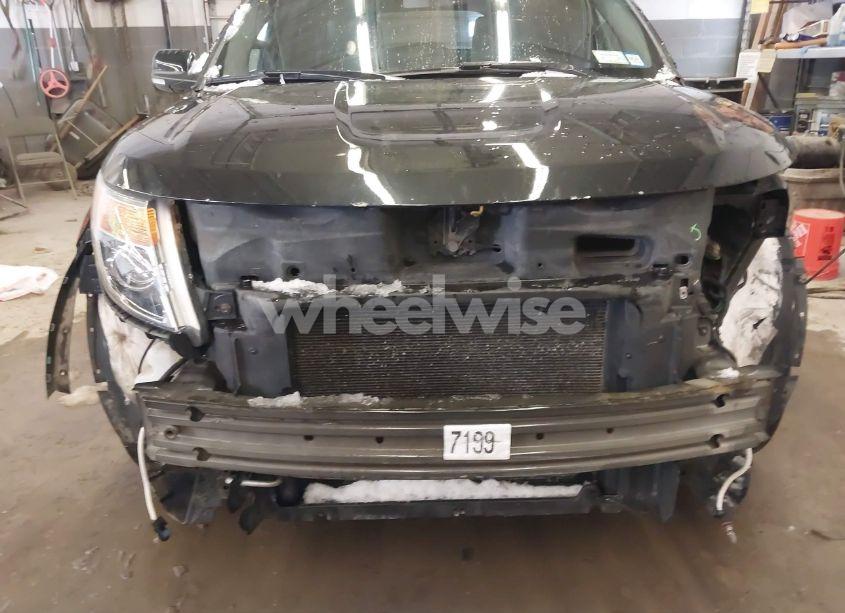 Photo 6 of 2015 Ford Explorer XLT (VIN 1FM5K8D82FGA16985)