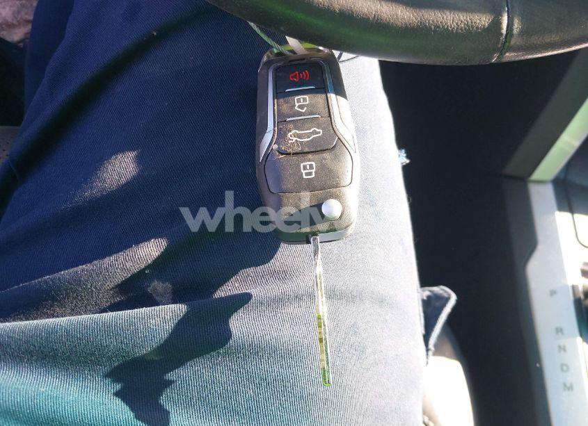 Photo 11 of 2015 Ford Explorer XLT (VIN 1FM5K8D82FGA33026)