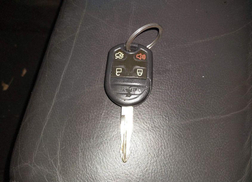 Photo 11 of 2015 Ford Explorer XLT (VIN 1FM5K8D82FGA38243)