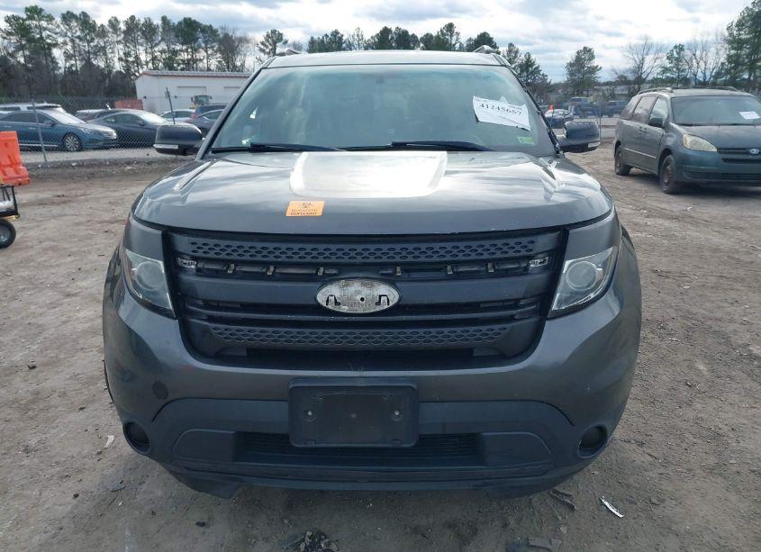 Photo 12 of 2015 Ford Explorer XLT (VIN 1FM5K8D82FGA76376)