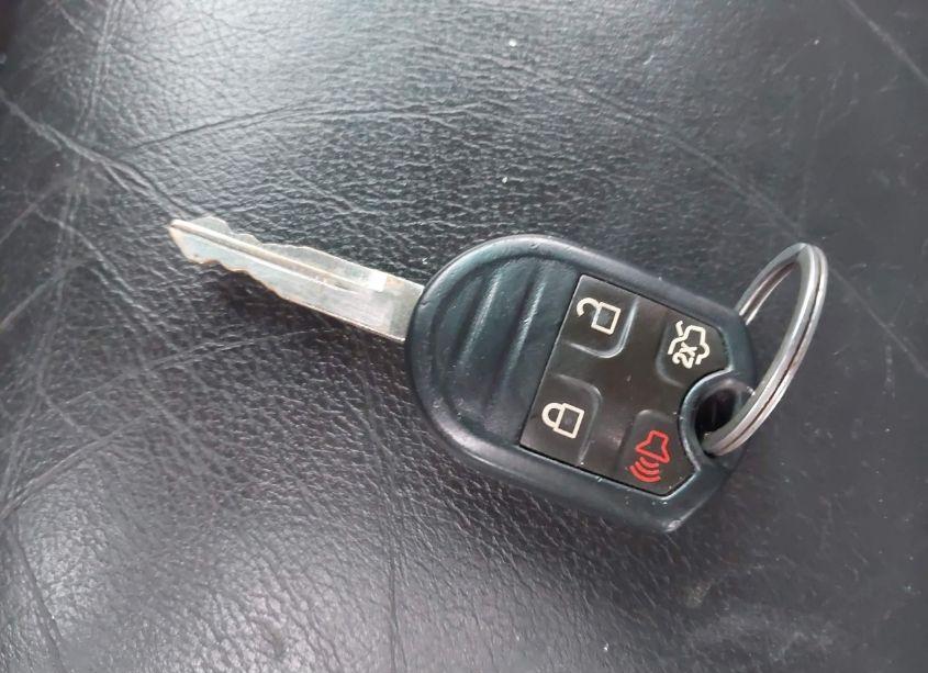 Photo 11 of 2015 Ford Explorer XLT (VIN 1FM5K8D82FGA92304)