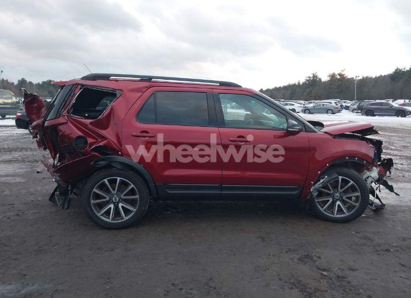 Photo 13 of 2015 Ford Explorer XLT (VIN 1FM5K8D82FGB63386)