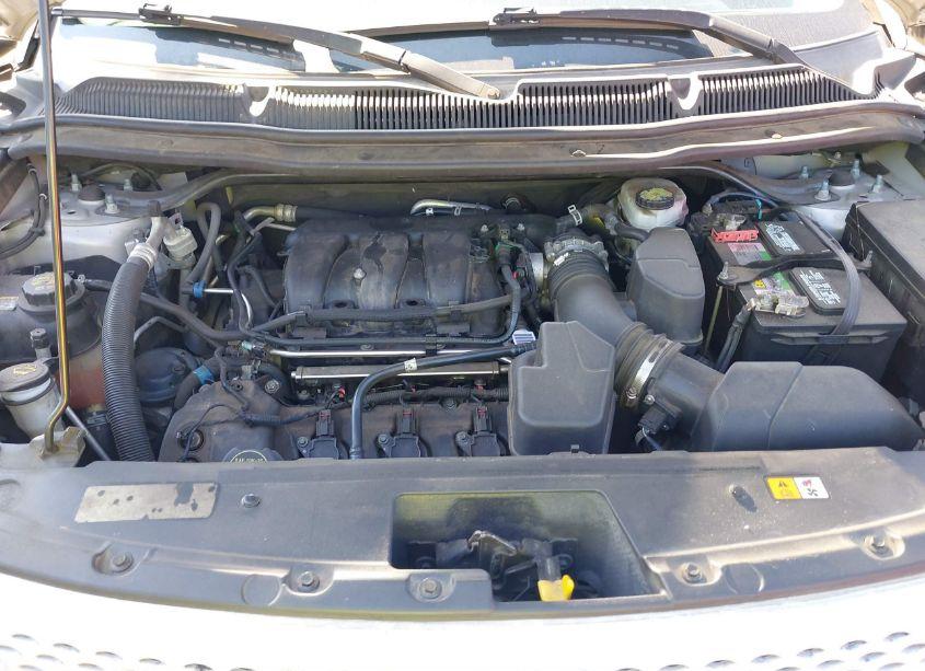 Photo 10 of 2015 Ford Explorer XLT (VIN 1FM5K8D82FGB79880)