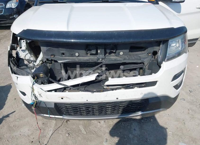 Photo 6 of 2016 Ford Explorer XLT (VIN 1FM5K8D82GGC51372)