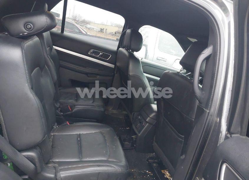 Photo 8 of 2016 Ford Explorer XLT (VIN 1FM5K8D82GGC84761)