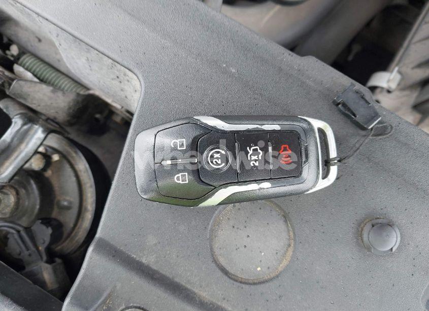 Photo 11 of 2017 Ford Explorer XLT (VIN 1FM5K8D82HGB13073)