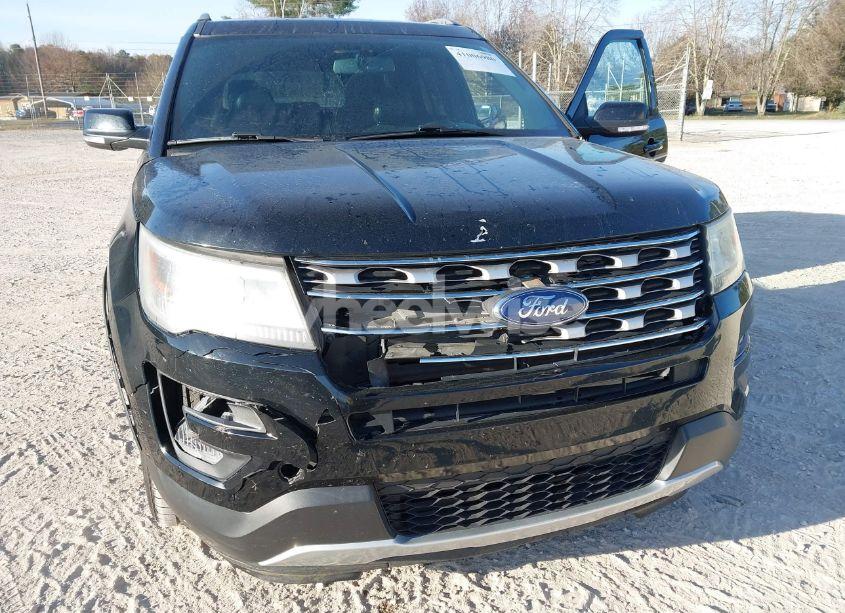 Photo 6 of 2017 Ford Explorer XLT (VIN 1FM5K8D82HGC80047)