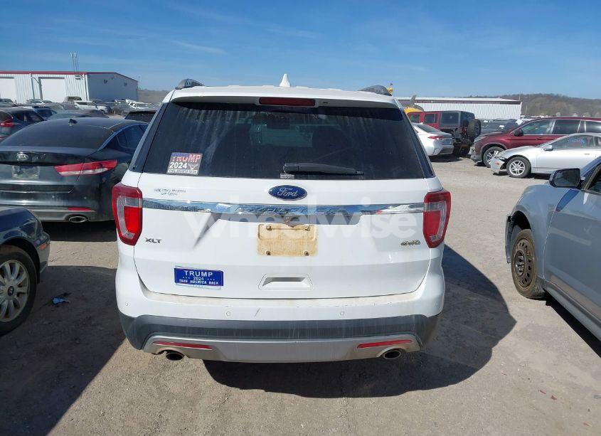 Photo 16 of 2017 Ford Explorer XLT (VIN 1FM5K8D82HGD14455)