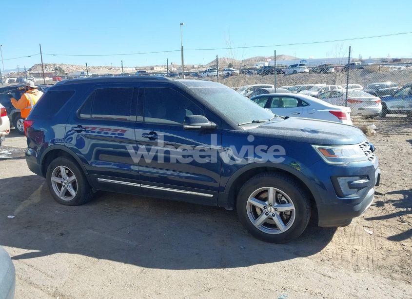 Photo 13 of 2017 Ford Explorer XLT (VIN 1FM5K8D82HGD44541)