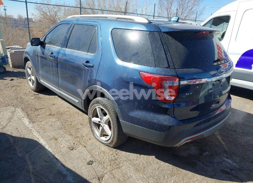 Photo 3 of 2017 Ford Explorer XLT (VIN 1FM5K8D82HGD44541)